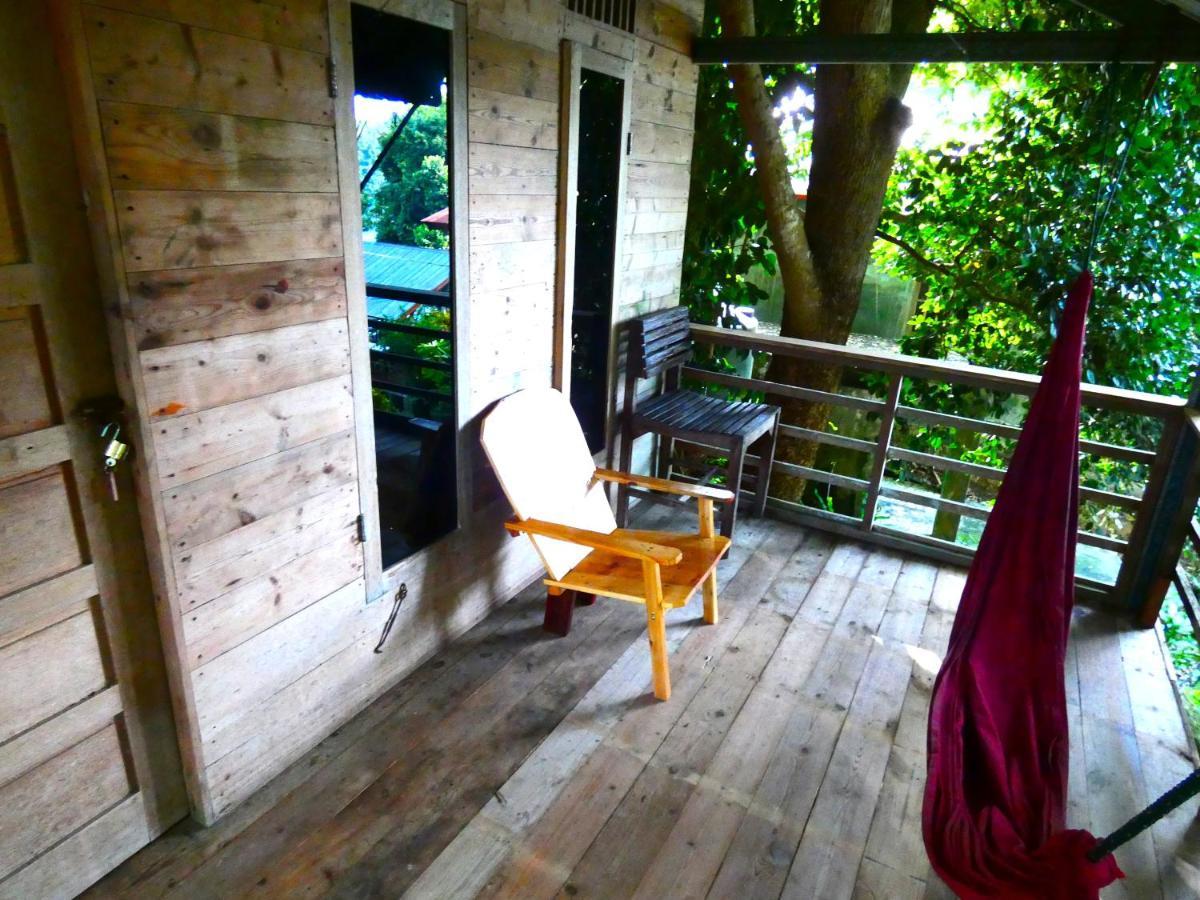 Olala Cafe & Bungalows Sabang  Zewnętrze zdjęcie