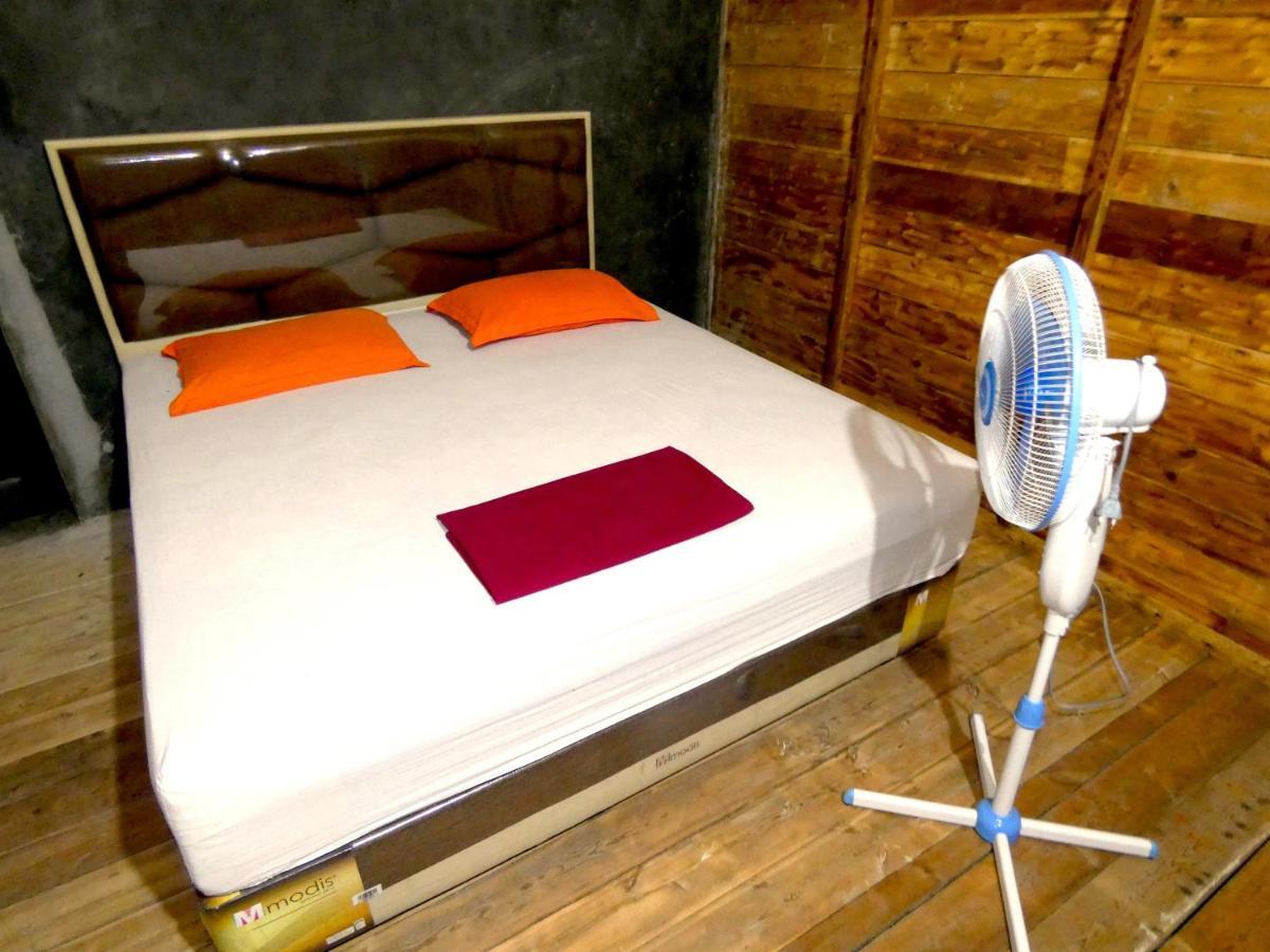 Olala Cafe & Bungalows Sabang  Zewnętrze zdjęcie