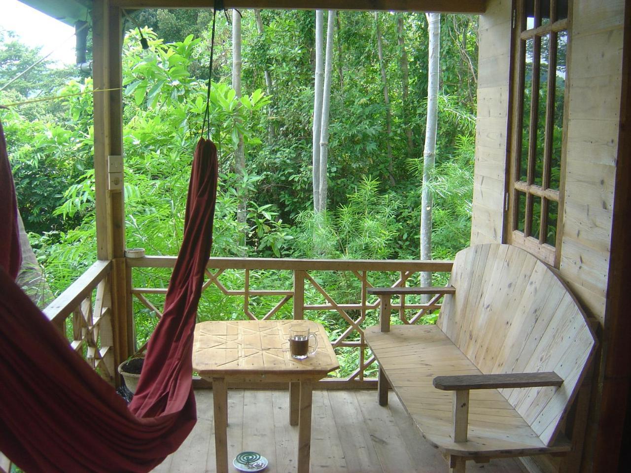 Olala Cafe & Bungalows Sabang  Zewnętrze zdjęcie