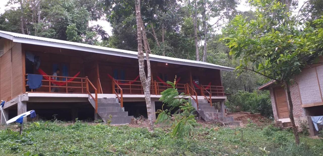 Olala Cafe & Bungalows Sabang  Zewnętrze zdjęcie